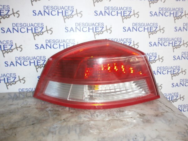 PILOTO TRASERO IZQUIERDO RENAULT VEL SATIS (BJ0) 2.0 dCi Diesel FAP