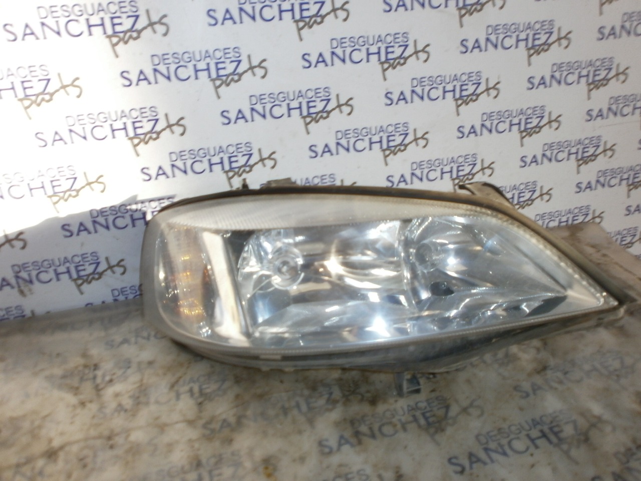 FARO DERECHO OPEL ASTRA G BERLINA 2.0 16V DI CAT (X 20 DTL / LD3)