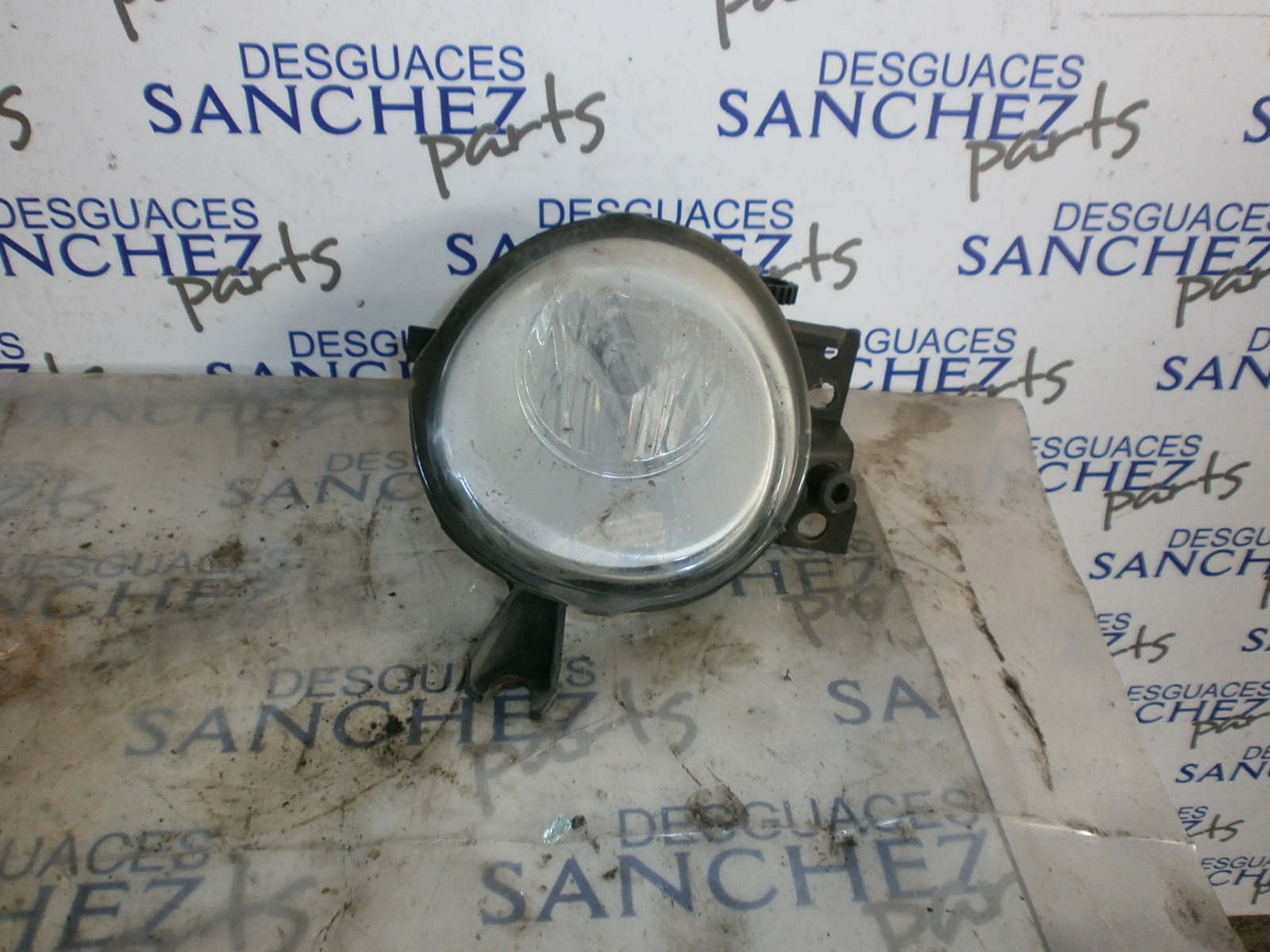FARO ANTINIEBLA IZQUIERDO VOLKSWAGEN TOUAREG (7L6) 5.0 V10 TDI DPF