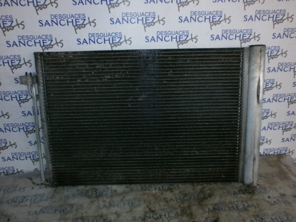 CONDENSADOR / RADIADOR  AIRE ACONDICIONADO BMW SERIE 5 BERLINA (E60) 3.0 24V CAT