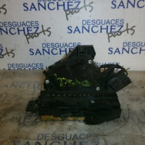 CERRADURA PUERTA DELANTERA DERECHA FORD FOCUS BERLINA (CAK) 1.8 TDDI Turbodiesel CAT