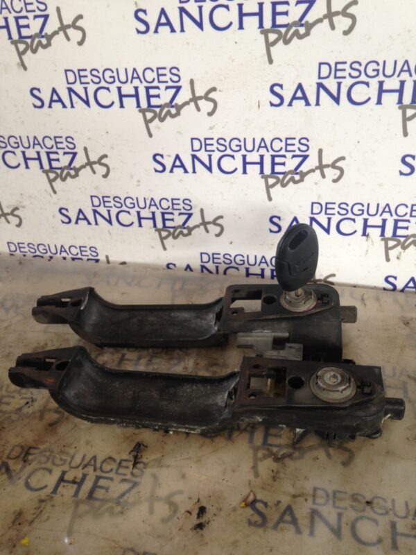 BOMBIN PUERTA DELANTERA IZQUIERDA FORD FOCUS BERLINA (CAK) 1.8 TDDI Turbodiesel CAT