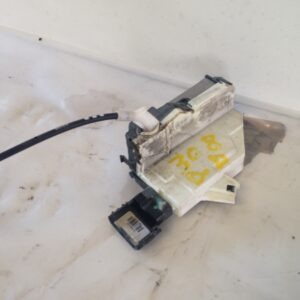 CERRADURA PUERTA DELANTERA DERECHA PEUGEOT 308 1.6 16V
