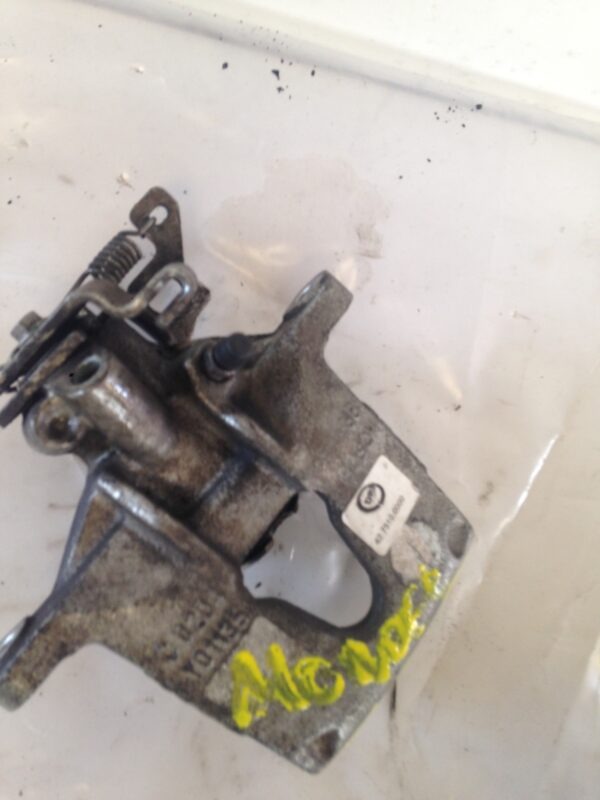 PINZA DE FRENO TRASERA DERECHA FORD MONDEO BERLINA (GE) 2.0 TDCi CAT - Imagen 2