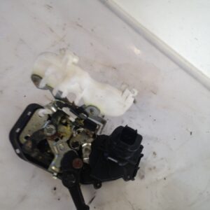 CERRADURA PUERTA DELANTERA IZQUIERDA KIA CERATO 1.6 CAT