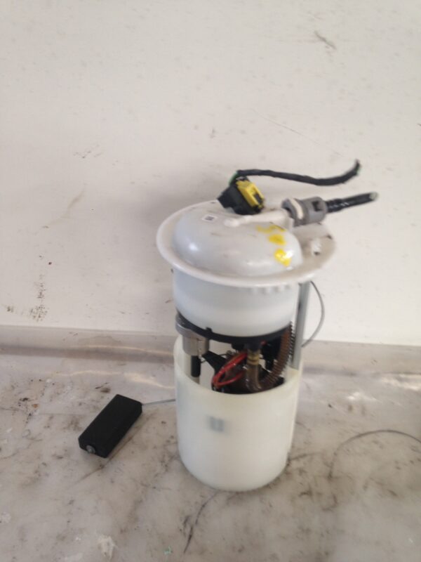BOMBA COMBUSTIBLE FIAT 500 CABRIO (150) 1.2 CAT - Imagen 2