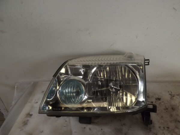 FARO IZQUIERDO NISSAN X-TRAIL (T30) 2.0 16V CAT