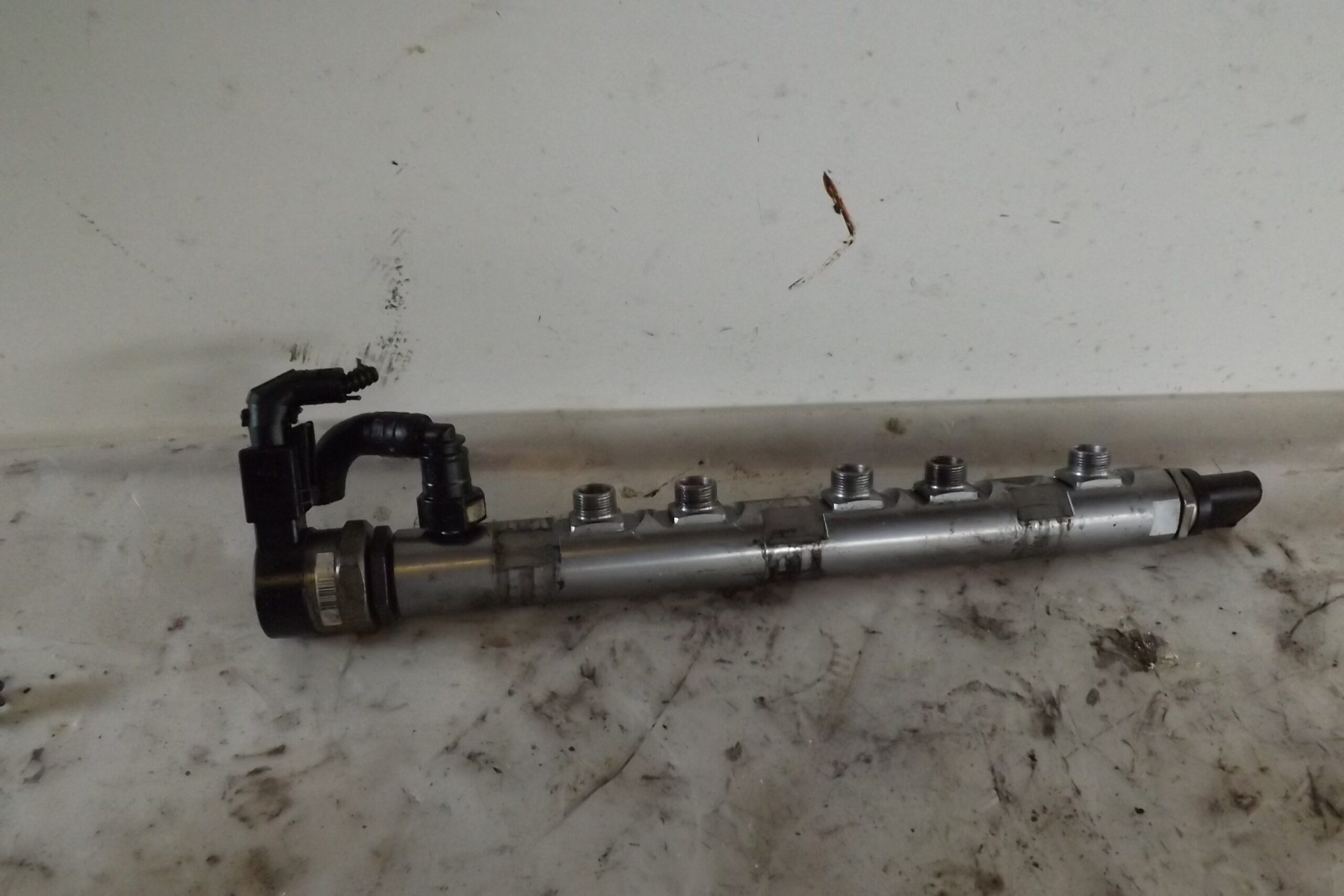 RAMPA INYECTORA BMW SERIE 1 BERLINA (E81/E87) 2.0 Turbodiesel CAT