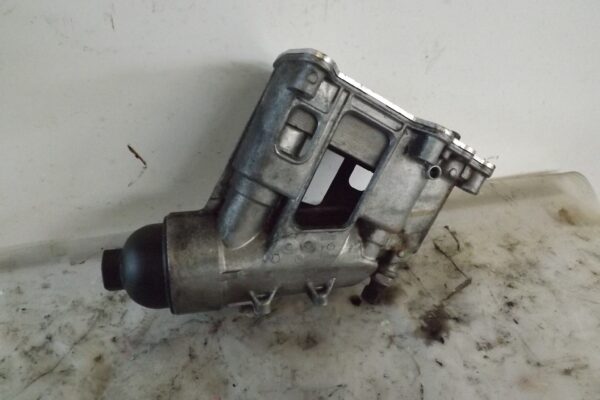 SOPORTE FILTRO ACEITE BMW SERIE 1 BERLINA (E81/E87) 2.0 Turbodiesel CAT - Imagen 2