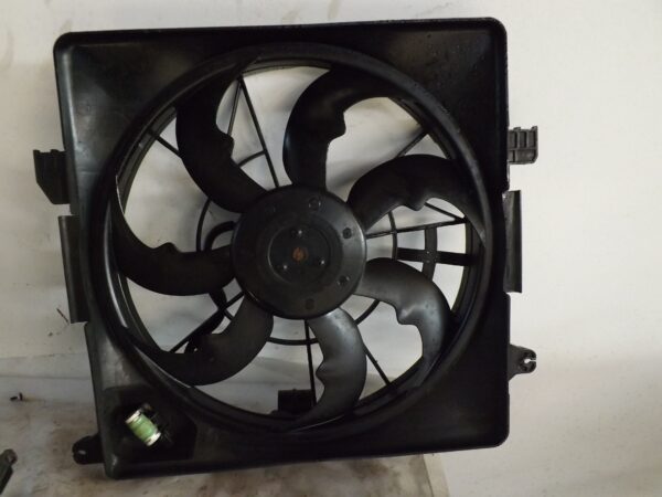 ELECTROVENTILADOR HYUNDAI I40 1.6 CRDi CAT - Imagen 3