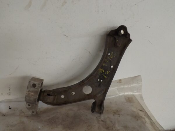 BRAZO SUSPENSION INFERIOR DELANTERO DERECHO AUDI A3 (8P) 2.0 16V TDI