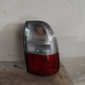 PILOTO TRASERO DERECHO MITSUBISHI L 200 (K6/7) 2.5 TD CAT