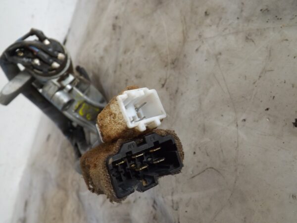 ANTIRROBO / LLAVE CONTACTO MITSUBISHI L 200 (K6/7) 2.5 TD CAT