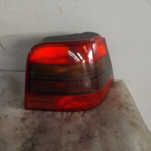 PILOTO TRASERO DERECHO VOLKSWAGEN GOLF IV BERLINA  (1J1) 1.9 TDI