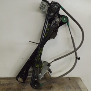 MOTOR ELEVALUNAS DELANTERO IZQUIERDO FORD FOCUS BERLINA (CAK) 1.8 TDDI Turbodiesel CAT