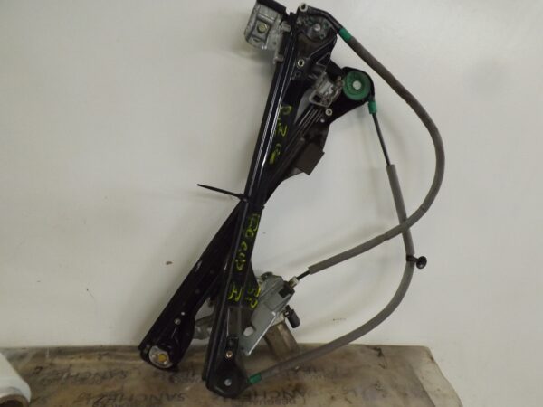 MOTOR ELEVALUNAS DELANTERO IZQUIERDO FORD FOCUS BERLINA (CAK) 1.8 TDDI Turbodiesel CAT