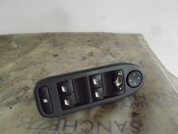 MANDO ELEVALUNAS CUATRO PUERTAS CITROEN C5 BERLINA 1.6 16V HDi FAP - Imagen 2