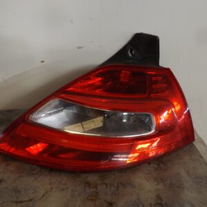 PILOTO TRASERO DERECHO RENAULT MEGANE II BERLINA 3P 1.9 dCi Diesel FAP CAT