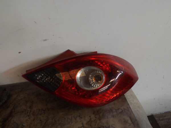PILOTO TRASERO DERECHO OPEL CORSA D 1.3 16V CDTI