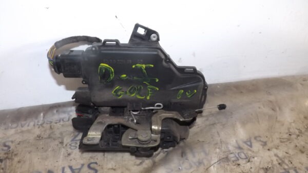 CERRADURA PUERTA DELANTERA IZQUIERDA VOLKSWAGEN GOLF IV BERLINA (1J1) 1.9 TDI