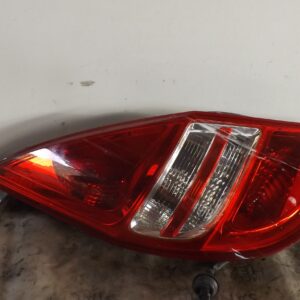 PILOTO TRASERO IZQUIERDO HYUNDAI I30 1.6 CRDi CAT