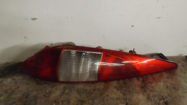 PILOTO TRASERO IZQUIERDO FORD MONDEO SPORTBREAK (CA2) 1.8 TDCi CAT
