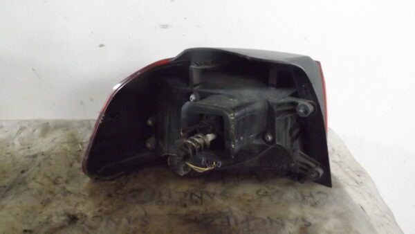 PILOTO TRASERO DERECHO VOLKSWAGEN GOLF VI (5K1) 2.0 16V TSI - Imagen 2