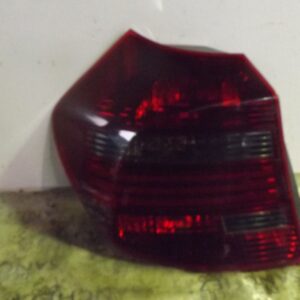 PILOTO TRASERO IZQUIERDO BMW SERIE 1 BERLINA (E81/E87) 2.0 16V CAT