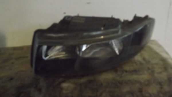 FARO IZQUIERDO SEAT LEON (1M1) 1.9 TDI