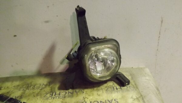 FARO ANTINIEBLA IZQUIERDO PEUGEOT 306 BERLINA 3/4/5 PUERTAS (S2) 2.0 16V CAT