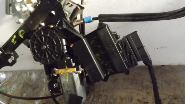 MOTOR ELEVALUNAS DELANTERO DERECHO VOLKSWAGEN GOLF III BERLINA (1H1) 1.9 TDI