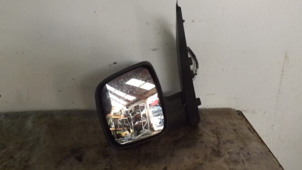 RETROVISOR DERECHO CITROEN NEMO 1.4 HDi