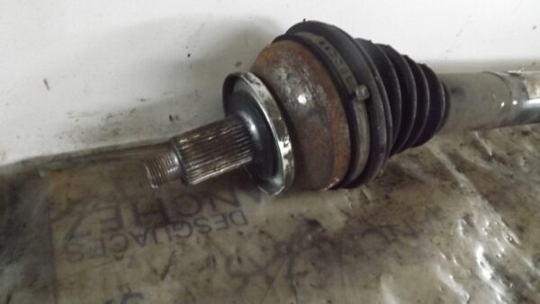 TRANSMISION DELANTERA DERECHA VOLKSWAGEN POLO (9N3) 1.4 TDI