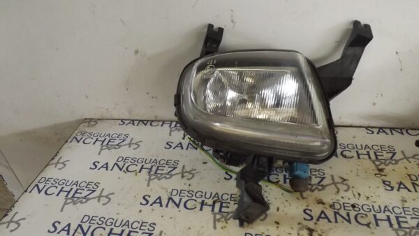 FARO ANTINIEBLA DERECHO PEUGEOT 306 BERLINA 3/5 PUERTAS (S1) 1.9 Diesel