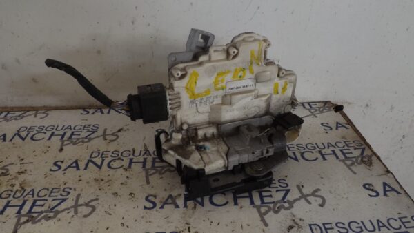 CERRADURA PUERTA DELANTERA IZQUIERDA SEAT LEON (1M1) *