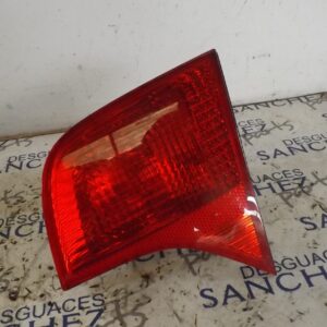 PILOTO TRASERO DERECHO INTERIOR AUDI A4 BERLINA (8E) *