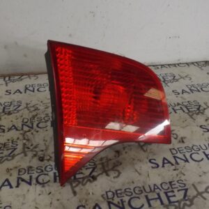 PILOTO TRASERO IZQUIERDO INTERIOR AUDI A4 BERLINA (8E) *