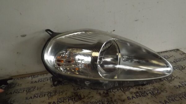 FARO DERECHO FIAT GRANDE PUNTO (199) *