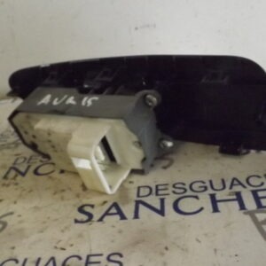 MANDO ELEVALUNAS DELANTERO IZQUIERDO TOYOTA AURIS *