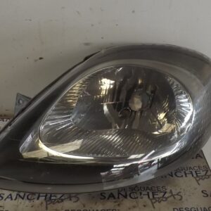 FARO IZQUIERDO RENAULT TRAFIC COMBI         (AB 4.01) *