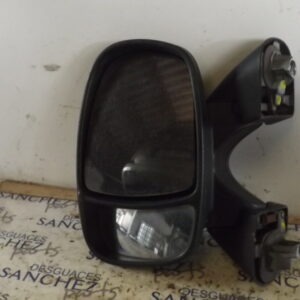 RETROVISOR IZQUIERDO RENAULT TRAFIC COMBI         (AB 4.01) *