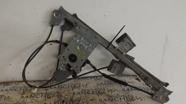 MOTOR ELEVALUNAS DELANTERO IZQUIERDO VOLKSWAGEN POLO (9N1) *