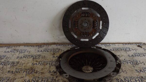 KIT EMBRAGUE NISSAN PRIMASTAR           (X83) *