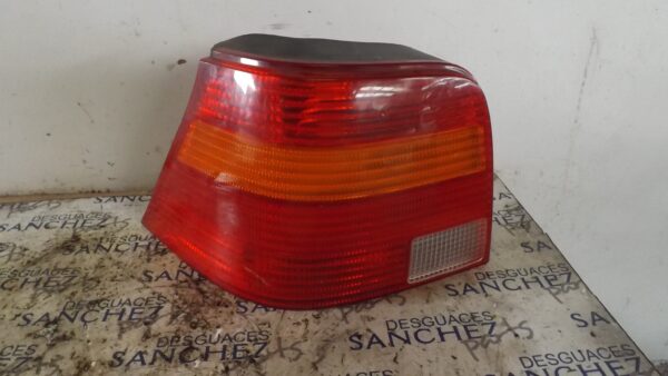 PILOTO TRASERO IZQUIERDO VOLKSWAGEN GOLF IV BERLINA (1J1) *