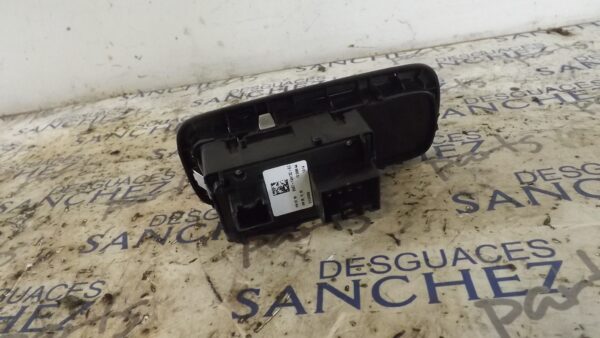 MANDO ELEVALUNAS DELANTERO IZQUIERDO FORD FIESTA (CCN) * - Imagen 2