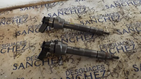 INYECTOR BMW SERIE 1 BERLINA (E81/E87) *