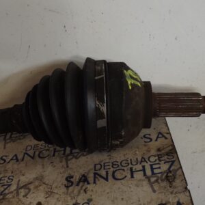 TRANSMISION DELANTERA DERECHA RENAULT TRAFIC COMBI         (AB 4.01) *