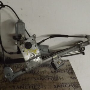 MOTOR ELEVALUNAS DELANTERO DERECHO VOLKSWAGEN POLO BERLINA (6N1) *