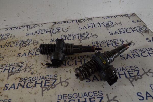 INYECTOR VOLKSWAGEN TOUAREG  (7L6) *