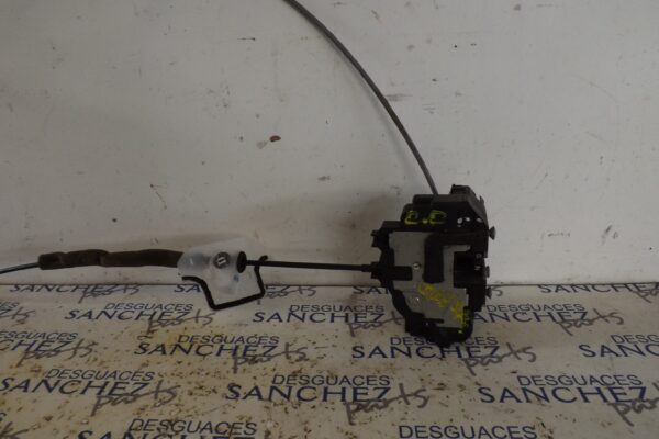 CERRADURA PUERTA DELANTERA DERECHA NISSAN QASHQAI (J10) *